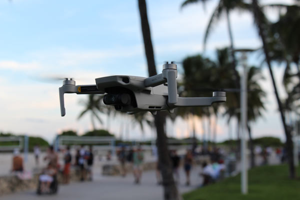 drone-on-boardwalk2